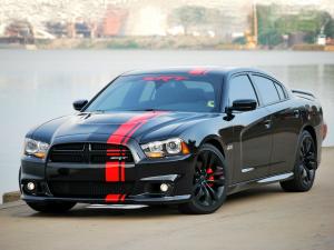 Dodge Charger SRT8 2011 года